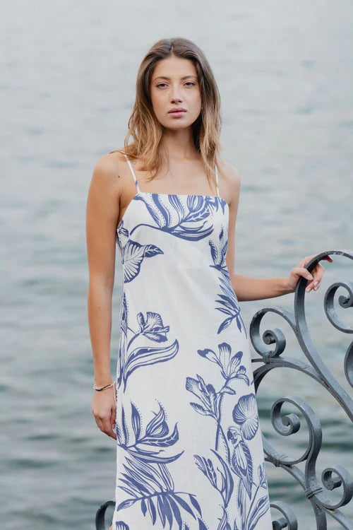 Stories Be Told - Citizen Silhouette Strappy Maxi Dress - White/Navy Womens Stories Be Told