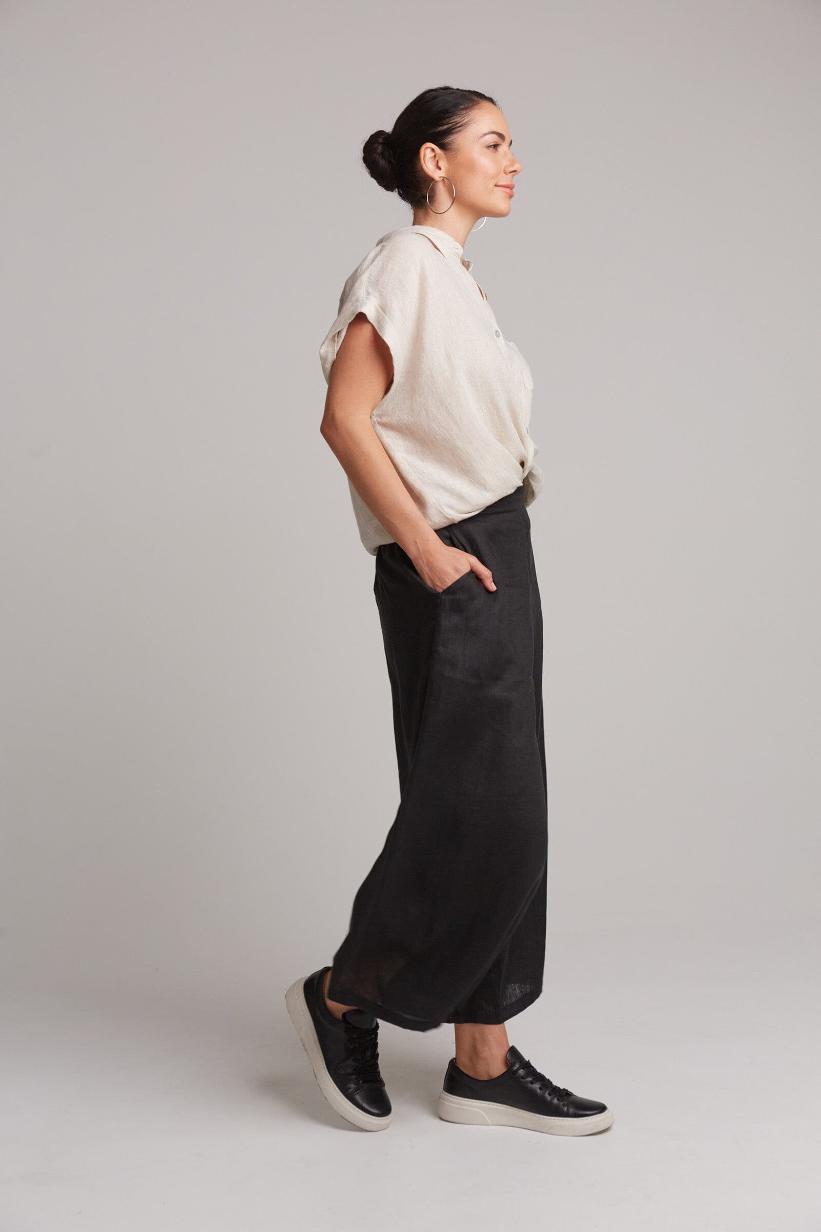 eb&ive | Studio Crop Pant - Ebony Womens eb&ive