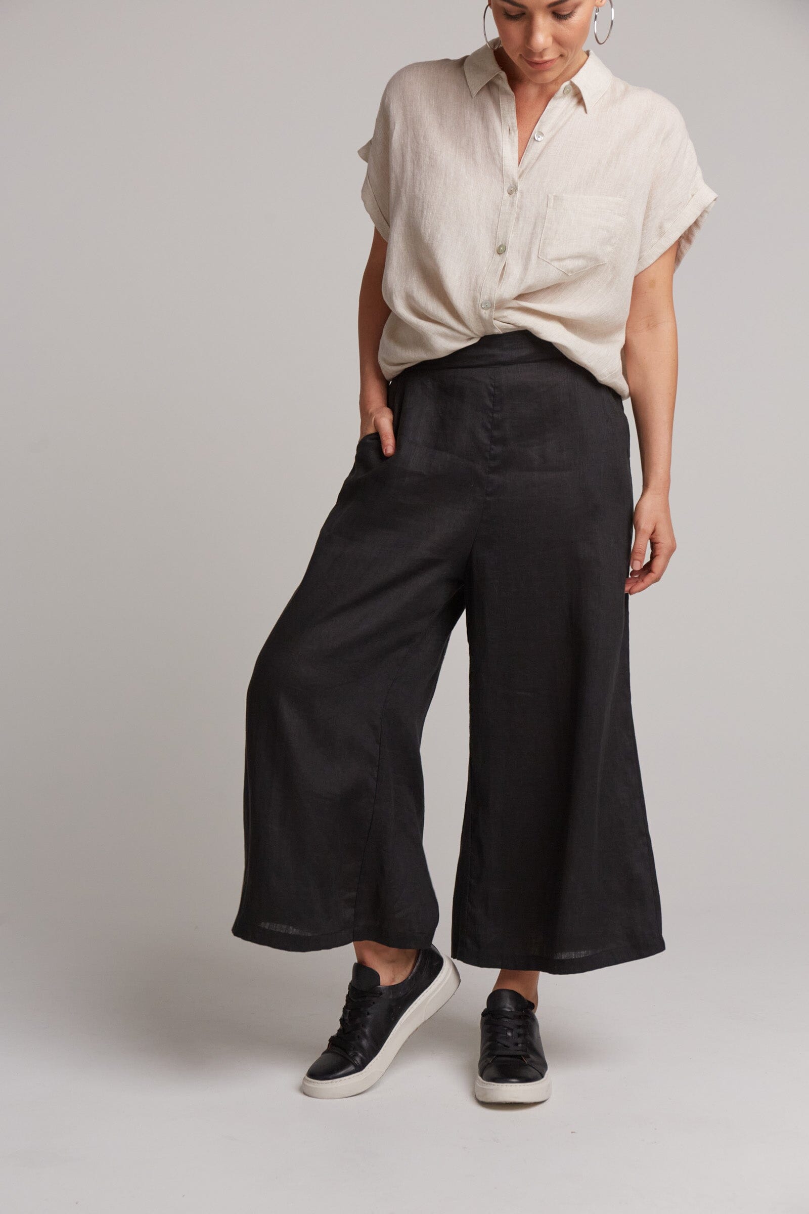 eb&ive | Studio Crop Pant - Ebony Womens eb&ive