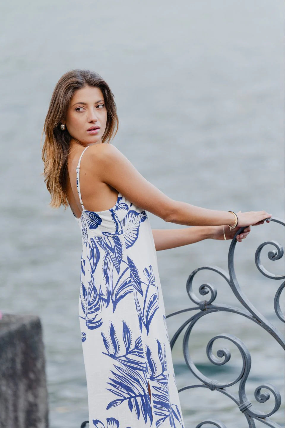 Stories Be Told - Citizen Silhouette Strappy Maxi Dress - White/Navy Womens Stories Be Told