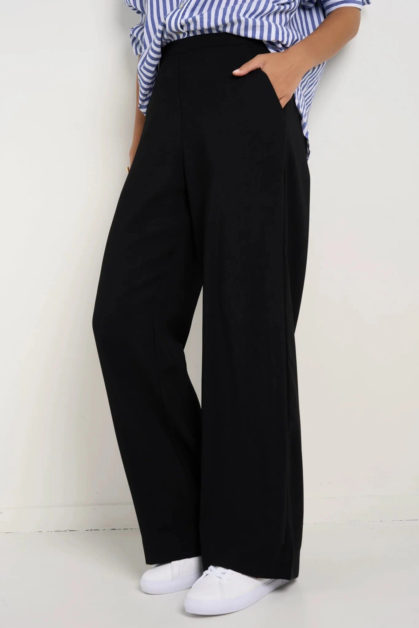 AMONG THE BRAVE - Best Life Soft Crepe Wide Leg Pant - Black Womens AMONG THE BRAVE