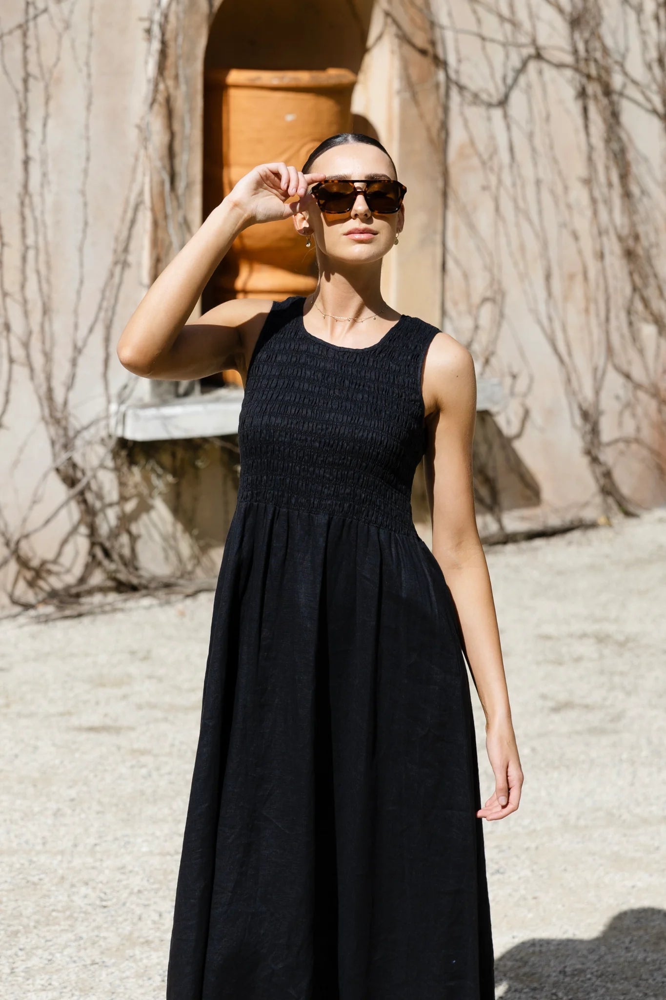 RE:UNION - Bryar Empire Midi Dress -- Black Womens RE:UNION