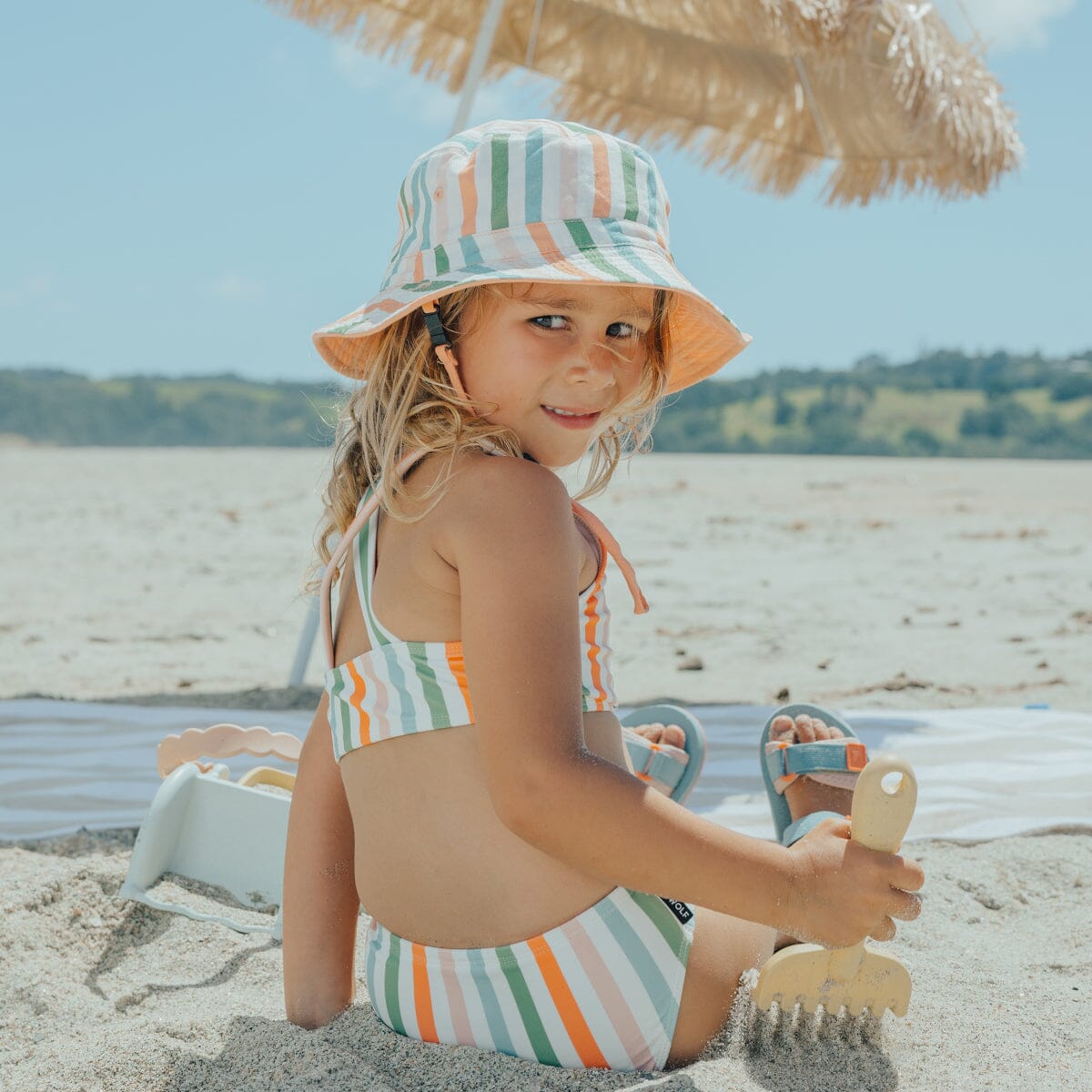 Crywolf - REVERSIBLE BUCKET HAT - Summer Stripe Girls Crywolf