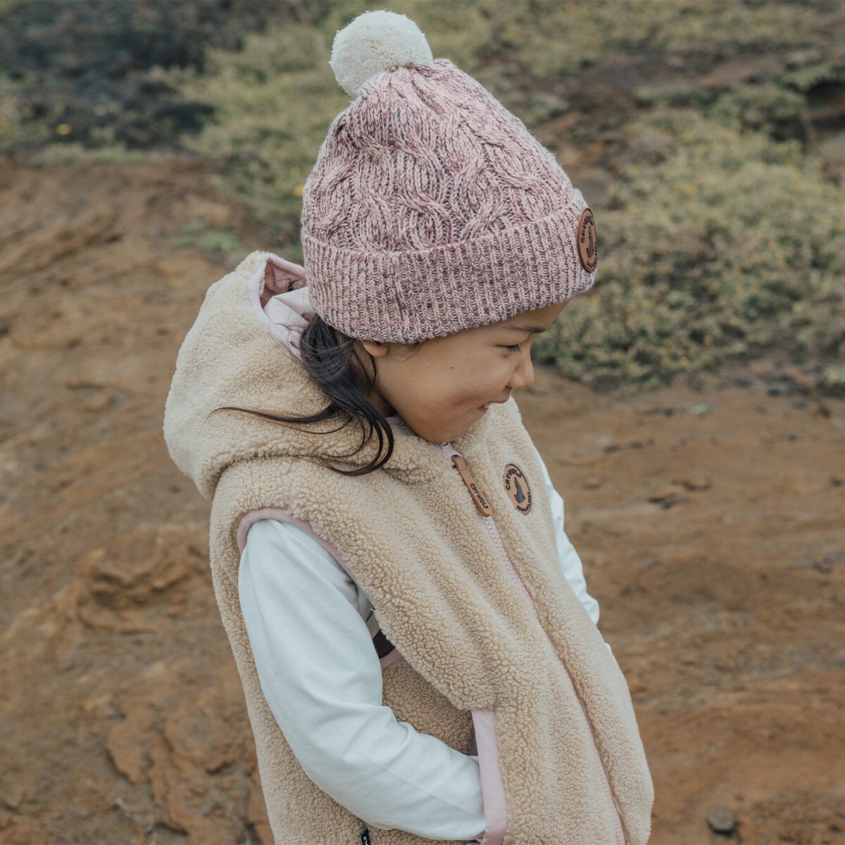 Crywolf - REVERSIBLE YETI VEST - Camel/Blush Girls Crywolf