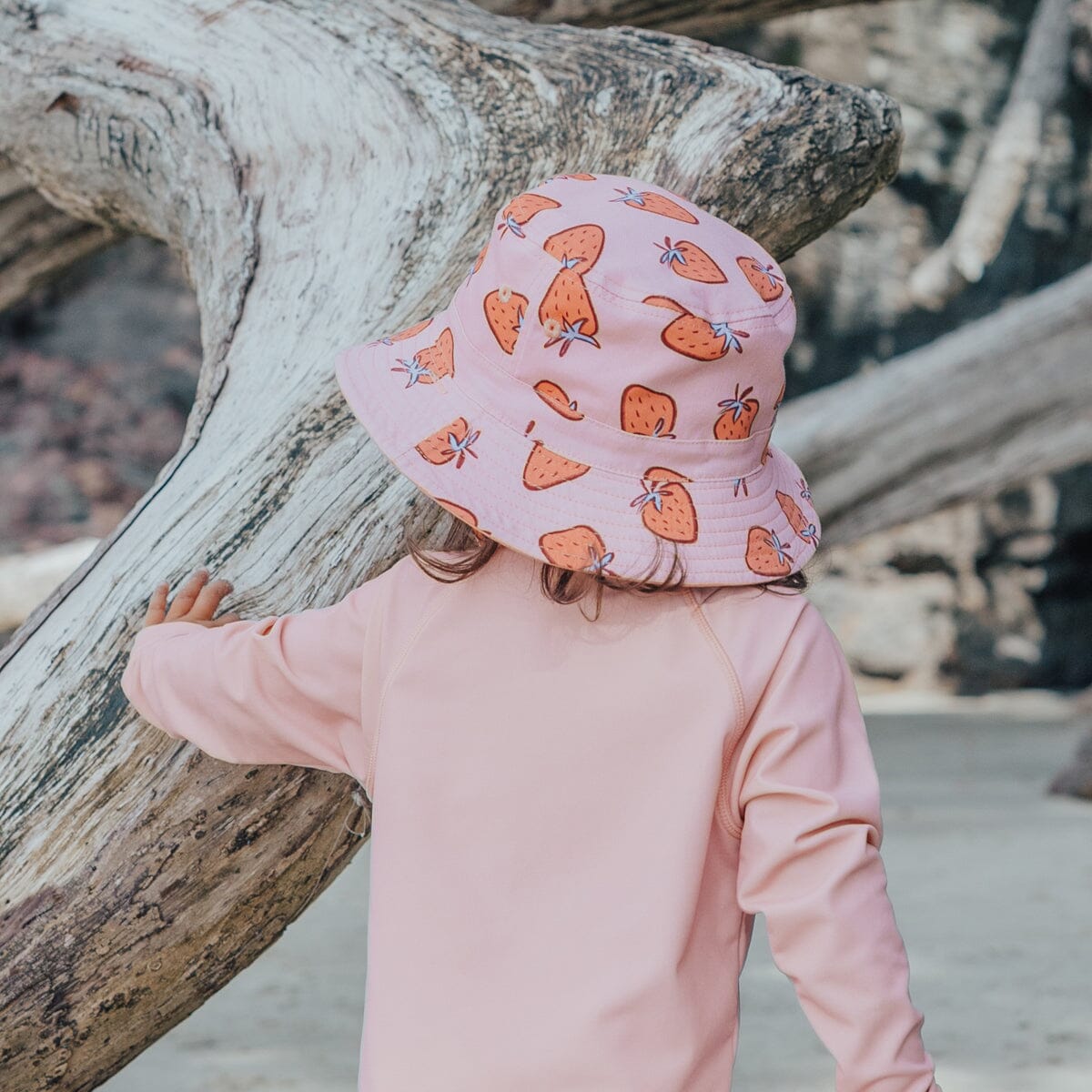Crywolf - REVERSIBLE BUCKET HAT - Strawberry Splash Girls Crywolf
