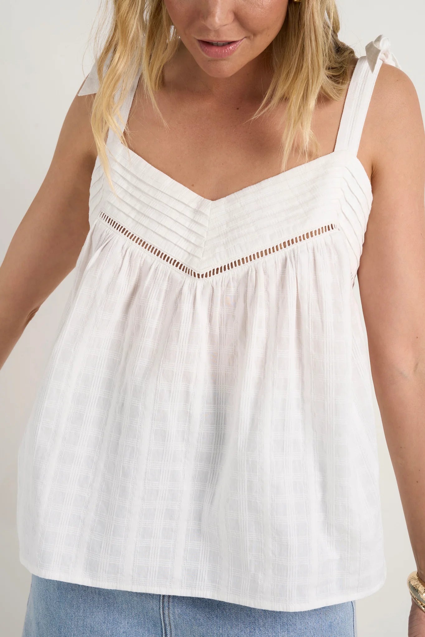 IVY + JACK - Unconventional Self Check Cotton Tie Strap Cami - White Womens IVY + JACK