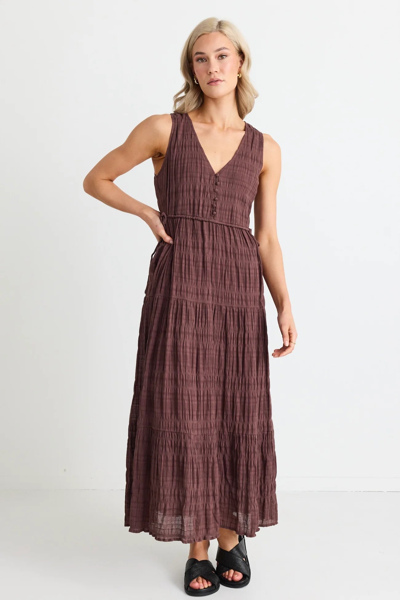 IVY + JACK - Flora V Neck Tie Front Sleeveless Tiered Maxi Dress - Chocolate Womens IVY + JACK