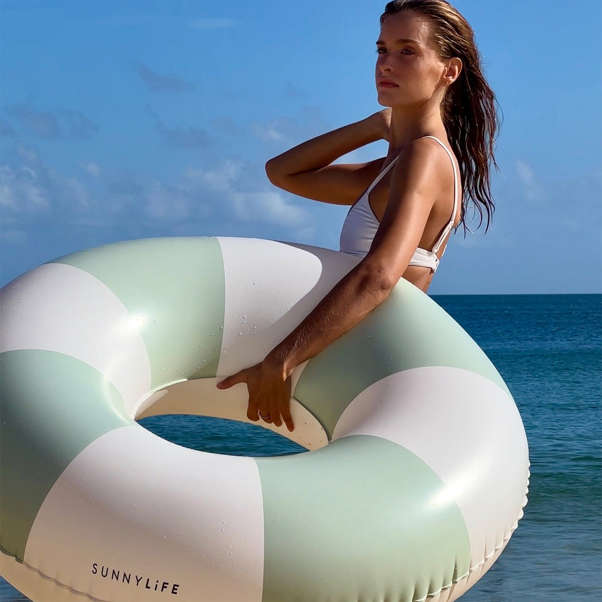 Sunnylife - Tube Pool Ring - The Vacay Soft Olive Stripe *** PRE ORDER / DUE LATE NOV*** CUTENESS Sunnylife