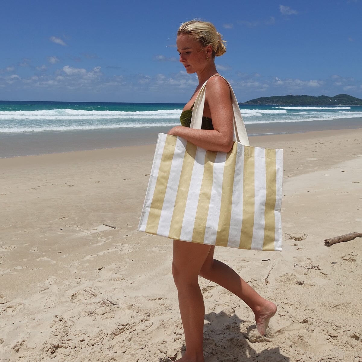 SUNNYLiFE - Carryall Beach Bag Butternut - Orange Womens Sunnylife