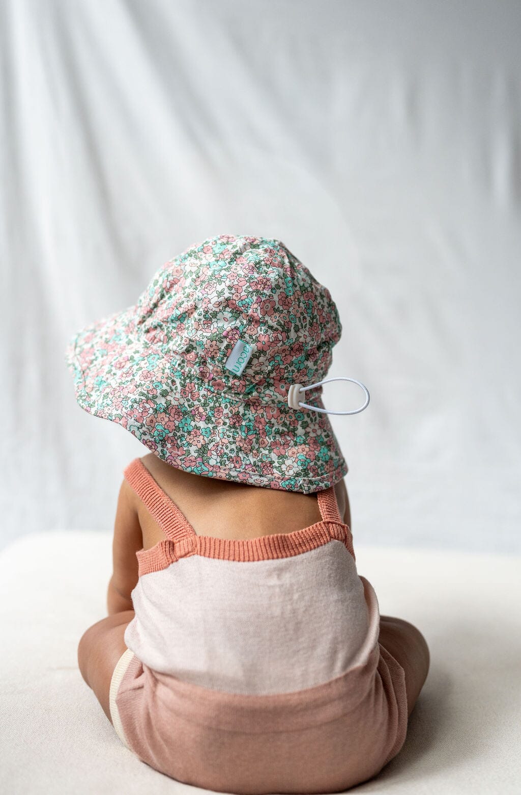 Acorn - Wide Brim Infant Hat - Holly / Blue,Pink&Green Baby Acorn