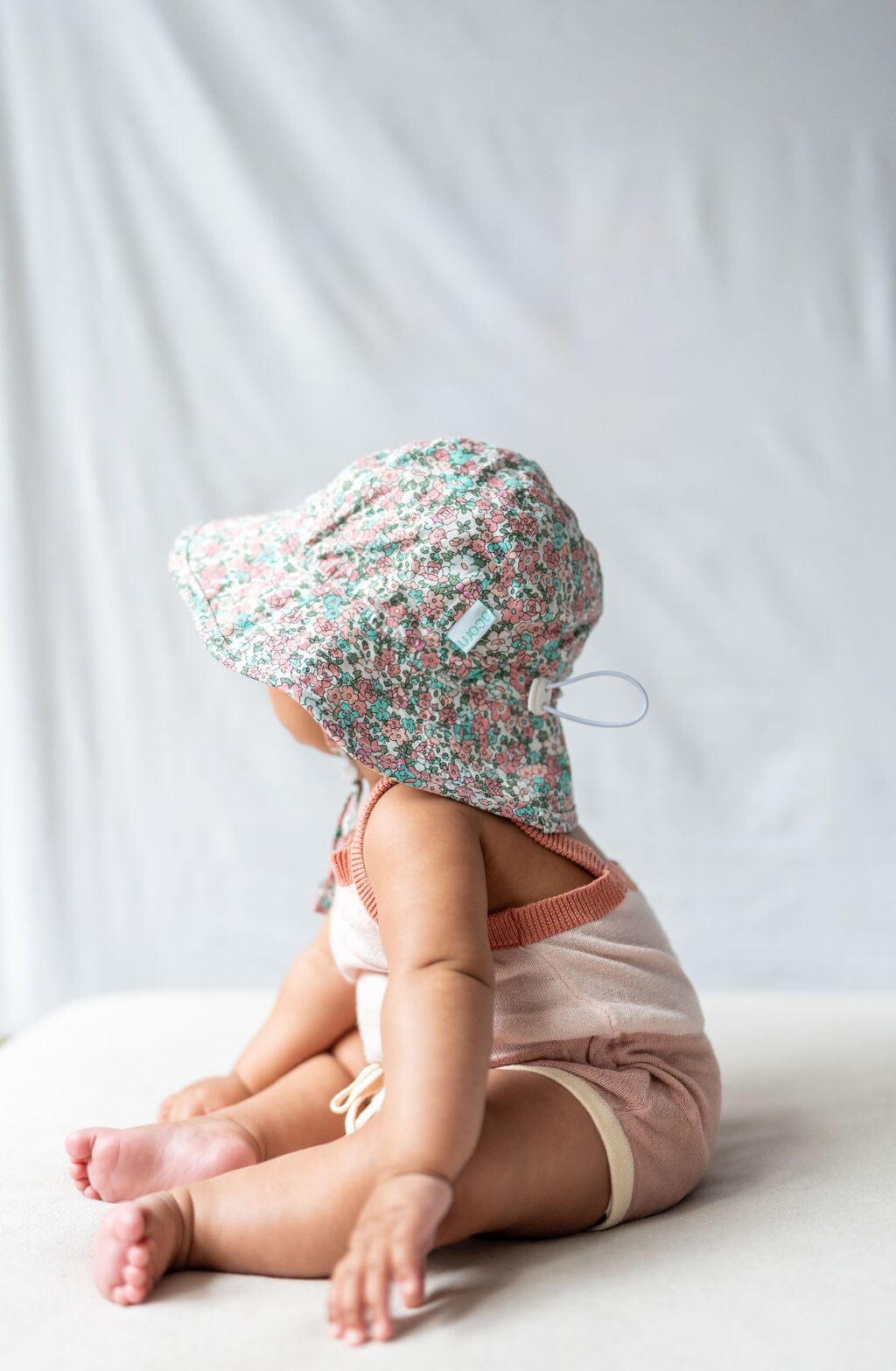 Acorn - Wide Brim Infant Hat - Holly / Blue,Pink&Green Baby Acorn