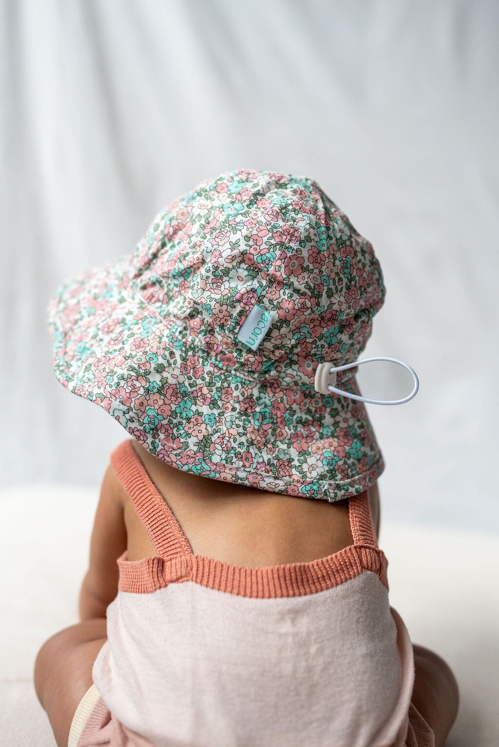 Acorn - Wide Brim Infant Hat - Holly / Blue,Pink&Green Baby Acorn