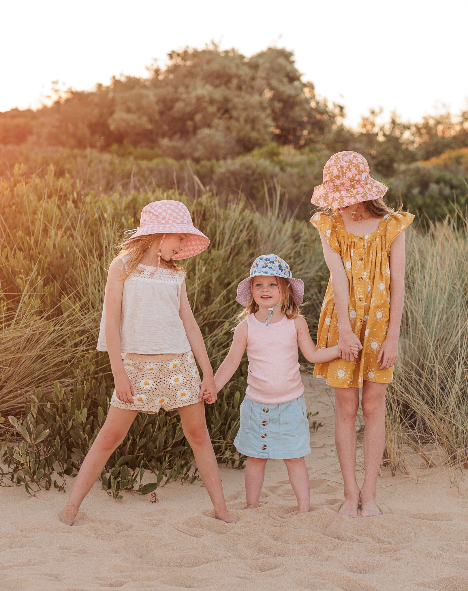 Acorn - Wide Brim Sun Hat - Magnolia / Pink-Gold-Cream Girls Acorn