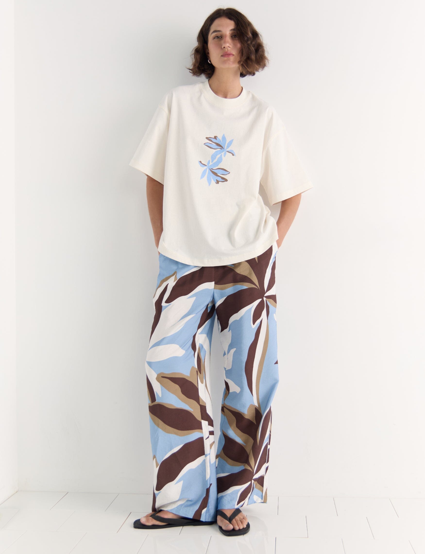 STAPLE THE LABEL - MAE GRAPHIC TEE - WHITE Womens STAPLE THE LABEL