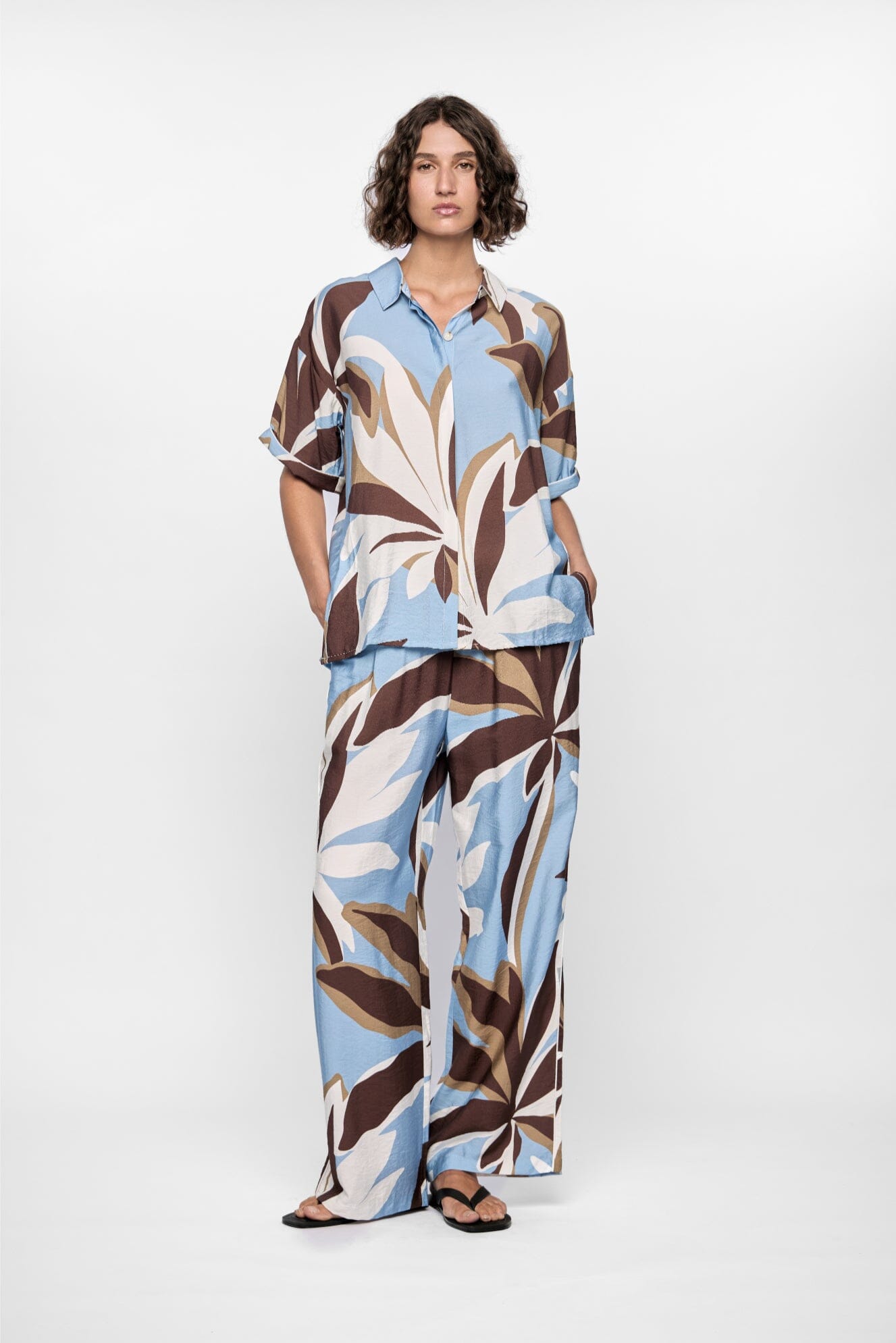 STAPLE THE LABEL - MAEVE RELAXED PANTS - RESORT FLORAL Womens STAPLE THE LABEL