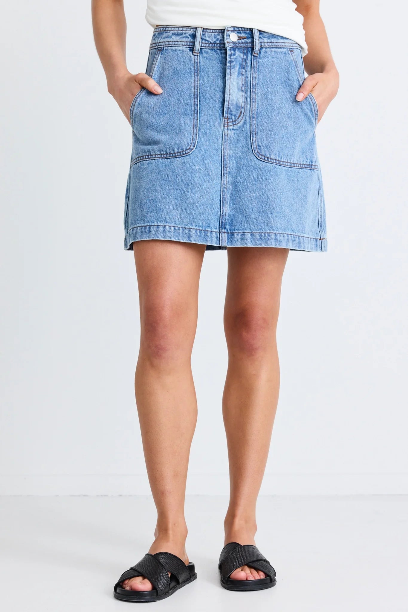 IVY + JACK - Orchard Pocket Front Denim Mini Skirt - Mid Blue Womens IVY + JACK