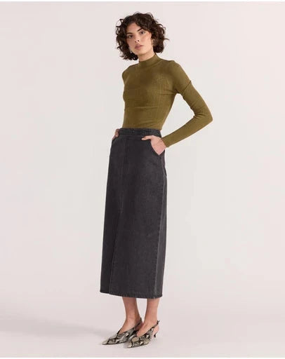 STAPLE THE LABEL - SUTTON DENIM MIDI SKIRT - Dark Grey Womens STAPLE THE LABEL