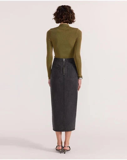 STAPLE THE LABEL - SUTTON DENIM MIDI SKIRT - Dark Grey Womens STAPLE THE LABEL
